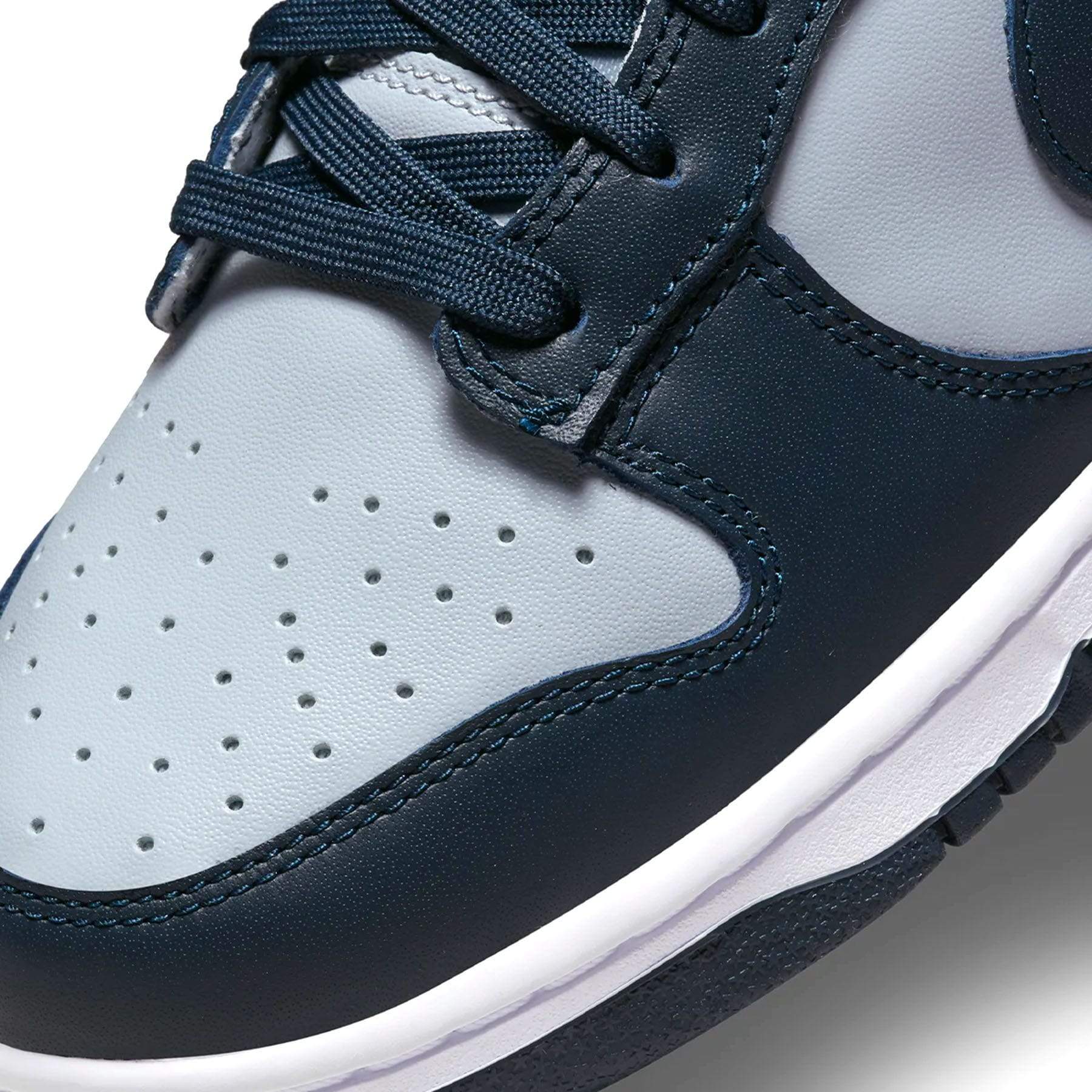 Nike Dunk Low Georgetown - Image 5