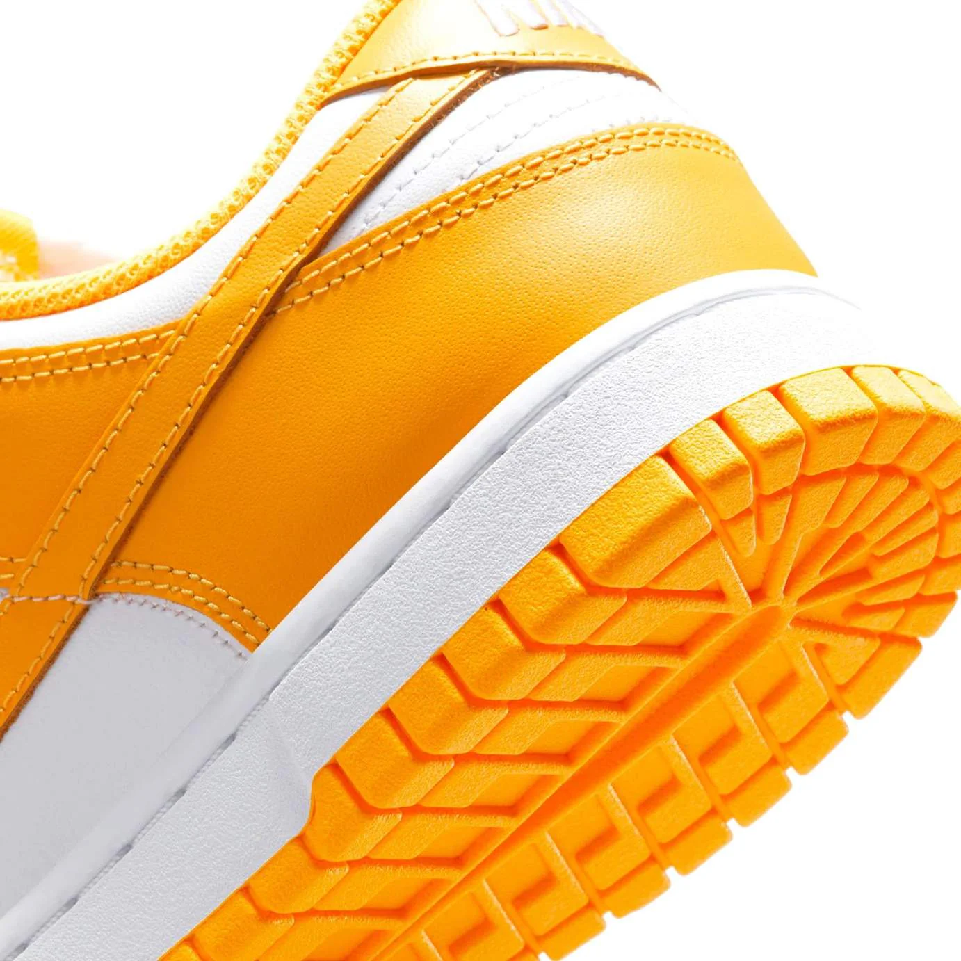 Nike Dunk Low Laser Orange (W) - Image 4