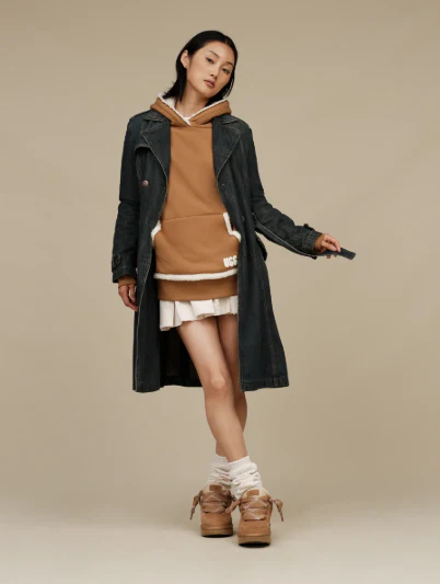 UGG Lowmel Chestnut Women's - Image 4